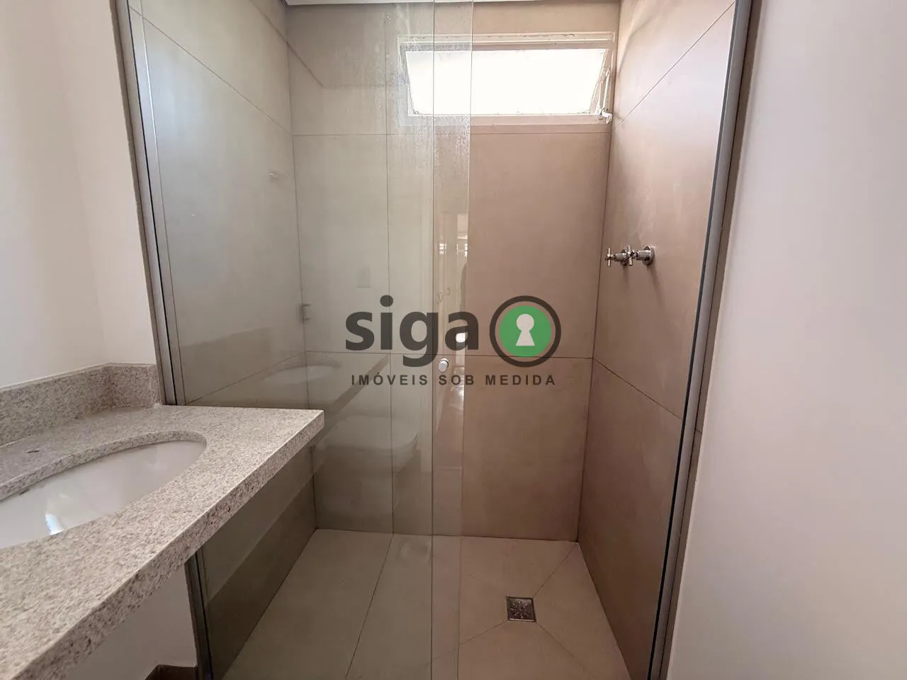 Imagem Apartamento Reformado com 3 Dormitórios e Suíte na Vila Olímpia.