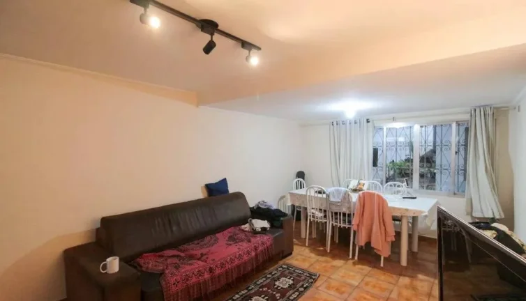 Imagem Casa a Venda de 269 metros 4 Dormitorios com 6 Vagas de Garagens