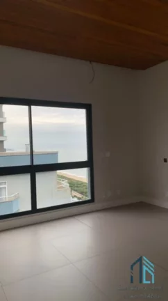 Imagem Cobertura frente mar Norte, 03 Suítes, 03 vagas no centro de Balneário Piçarras SC