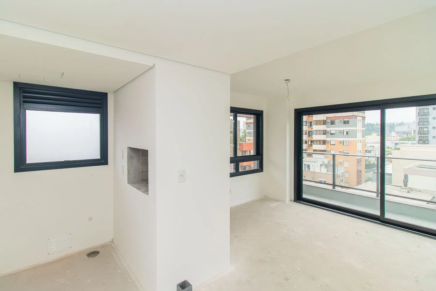 Imagem APARTAMENTO 2 D (um suíte) 80,45m² - 1 vaga simples descoberta- MENINO DEUS
