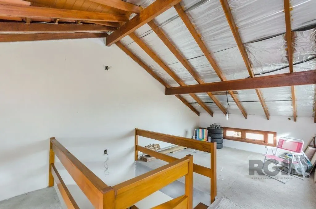 Imagem Casa em Condomínio, 166m² - 3 dormitórios, 2 vagas no bairro Guarujá