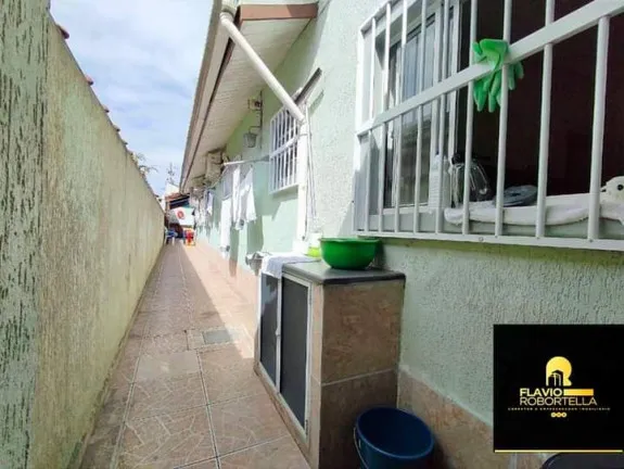 Imagem Casa com 4 Quartos à Venda, 125 m² em Maracanã - Praia Grande