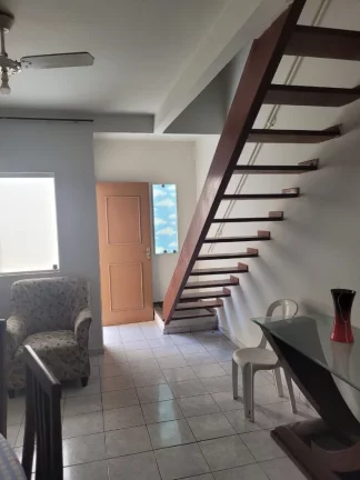 Imagem Casa duplex em condomínio fechado com área de lazer
