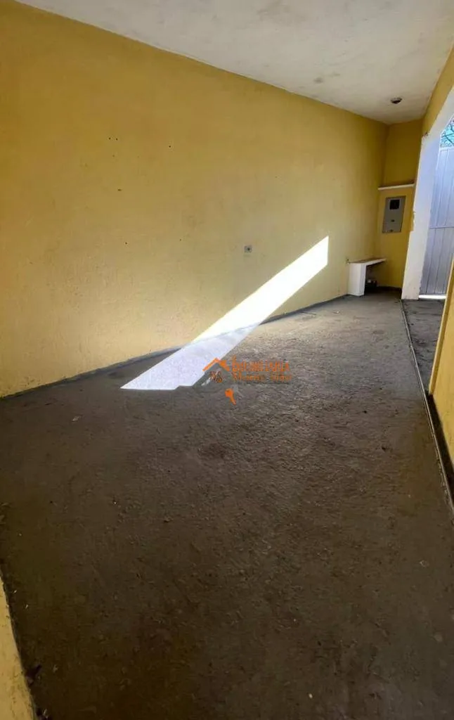 Imagem Sobrado com 3 dormitórios à venda por R$ 385.000,00 - Gopoúva - Guarulhos/SP