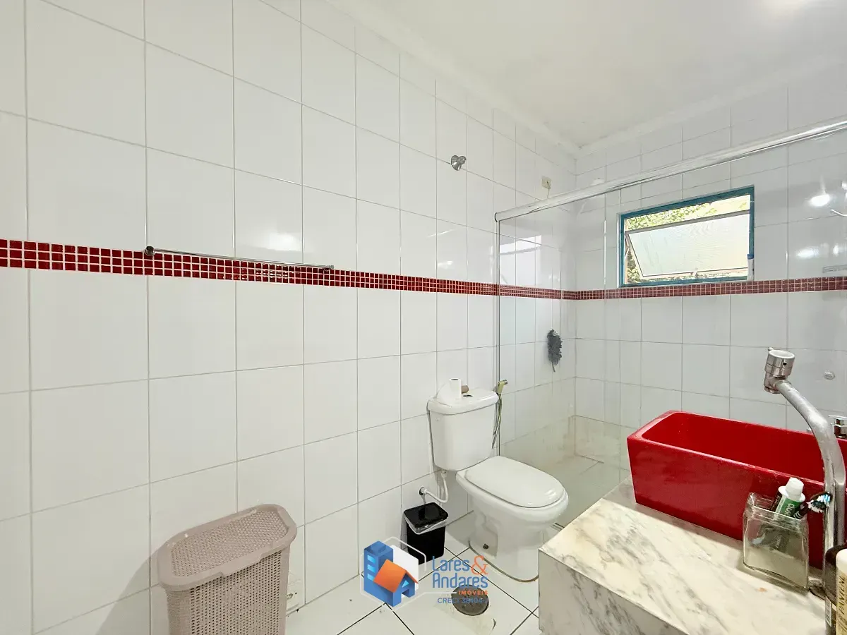 Imagem Sobrado para venda em Jardim dos Lagos com 3 quartos, sendo 3 suítes, 185m²