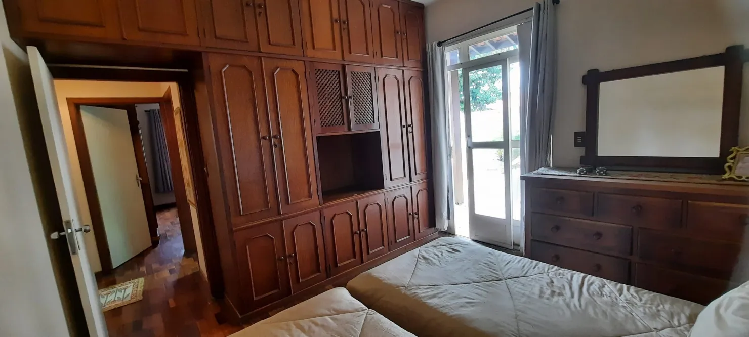 Imagem Casa à venda 4 Quartos, 2 Suites, 4 Vagas, 392M², Jardim Indepedência, Guaratinguetá - SP