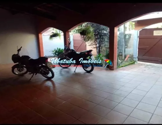 Imagem casa próxima ao centro da cidade