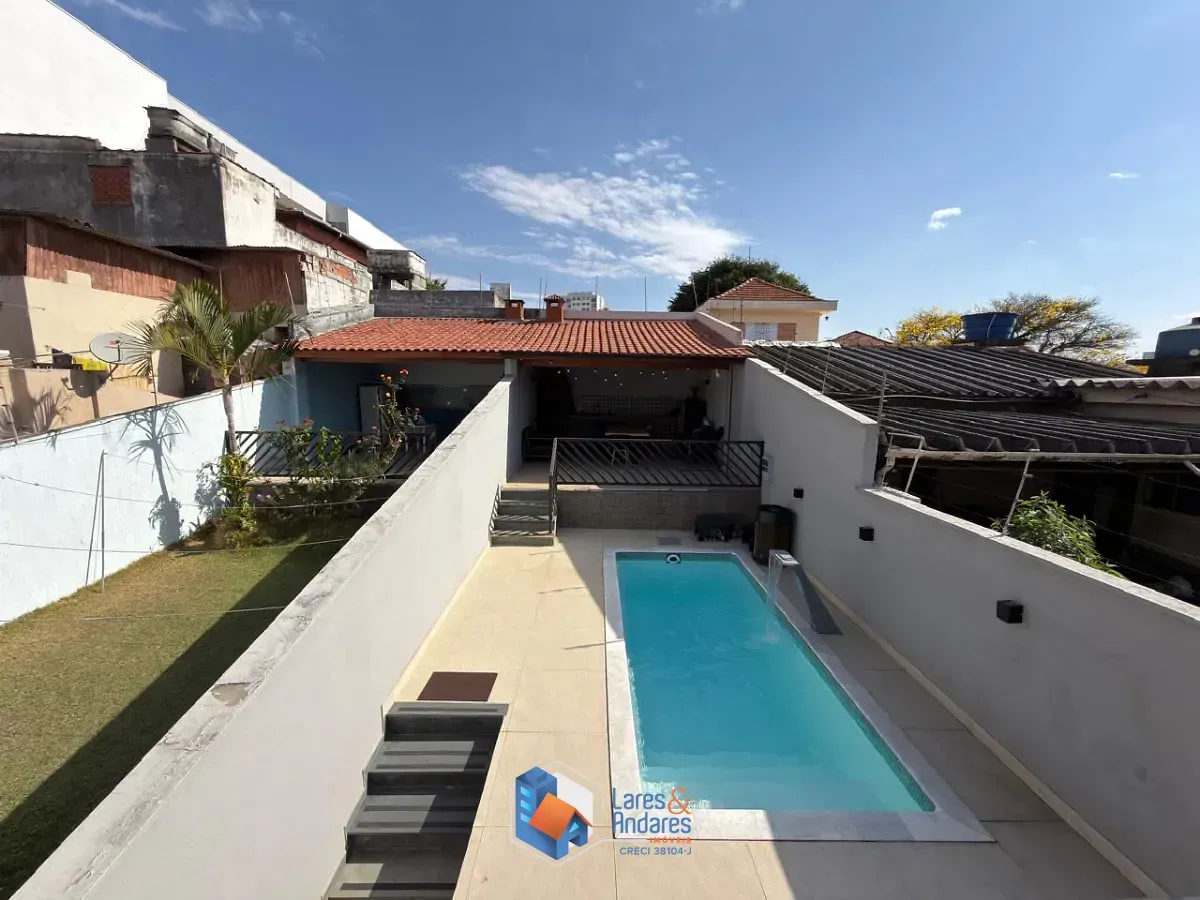 Imagem Sobrado para venda em Parque Vitória com 3 quartos, sendo 1 suíte, 208m²