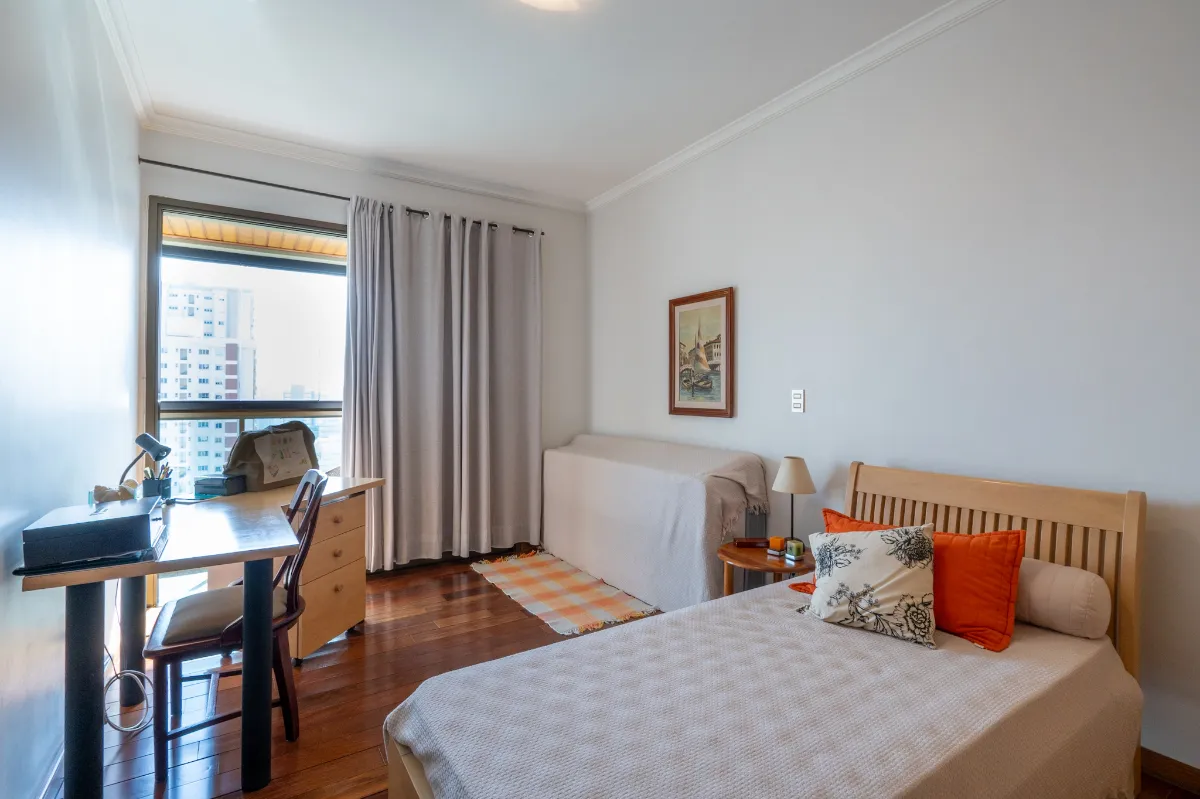 Imagem Apartamento para venda em Vila Bastos com 4 quartos, sendo 2 suítes, 300m2
