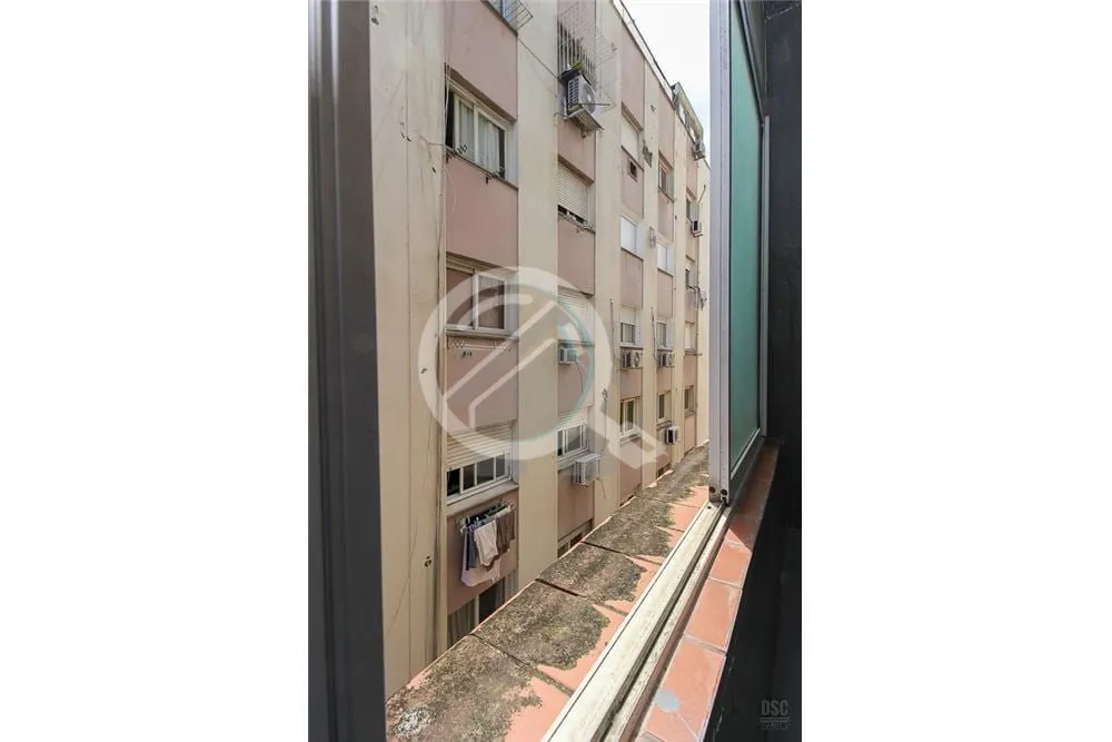 Imagem Imagina você viver bem próximo da Redenção, em frente da UFRGS, praticamente ao lado da Santa Ca...