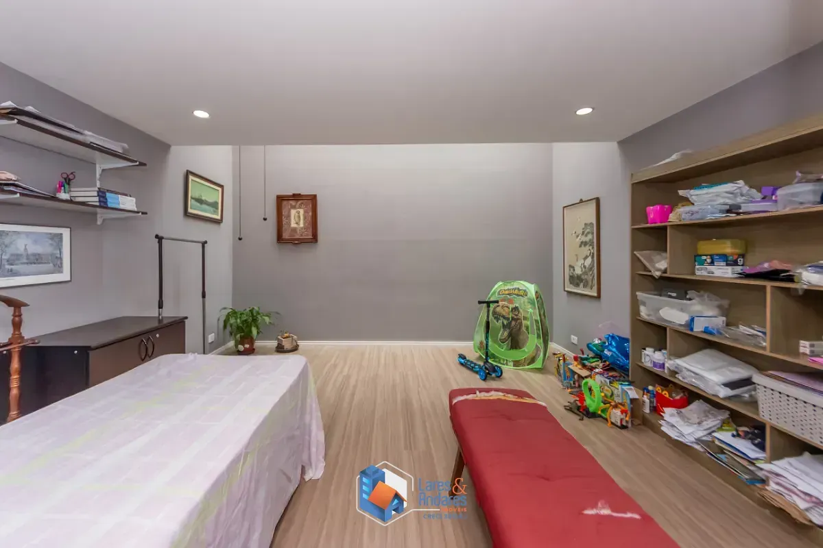 Imagem Sobrado para venda em Perdizes com 4 quartos, sendo 1 suíte, 110m²