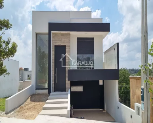 Casa em Condomínio à venda em Campos do Conde com 204m² 3 suítes, 4 vagas