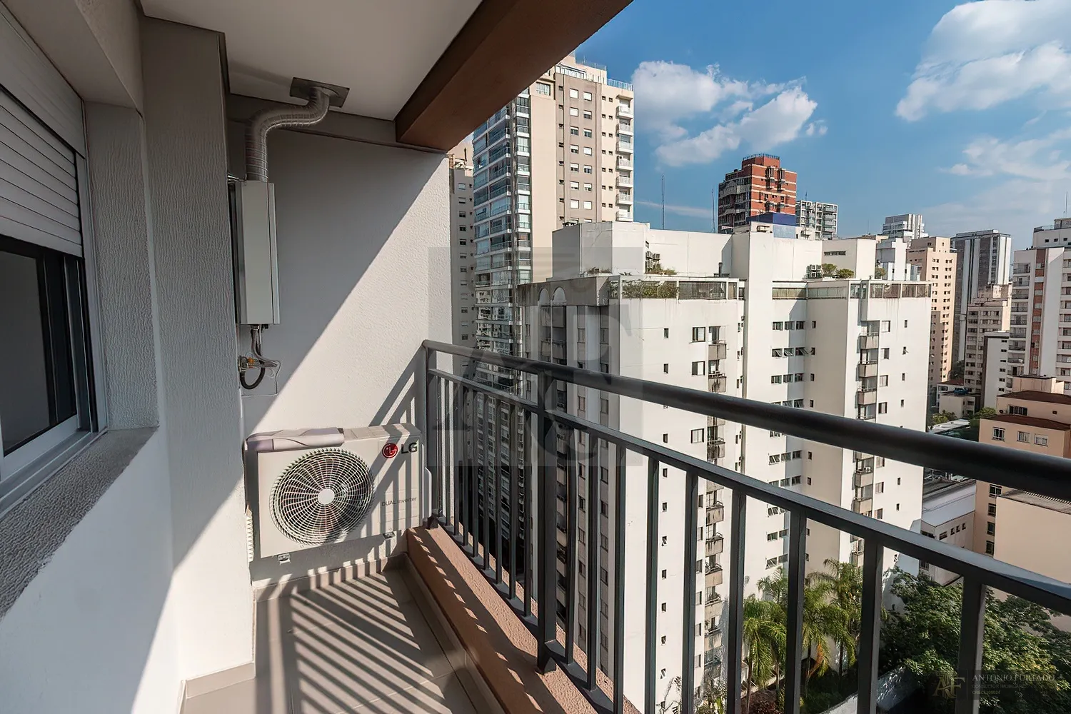 Imagem Apartamento à venda em Pinheiros, São Paulo