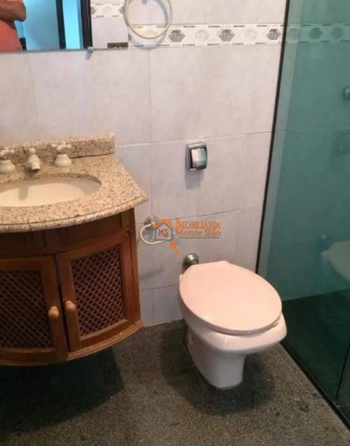 Imagem Sobrado com 3 dormitórios à venda, 200 m² por R$ 1.704.000,00 - Vila Nova Bonsucesso - Guarulhos/SP