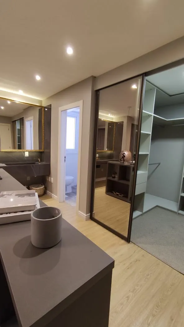 Imagem Cobertura à venda em Torres, Predial, com 4 quartos, 247m2