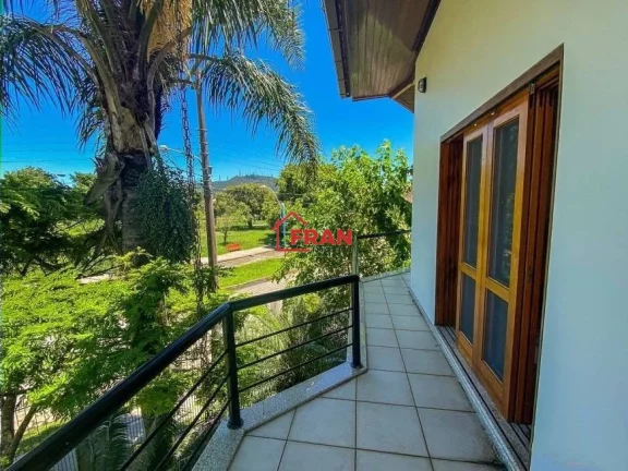 Imagem Linda casa de dois pavimentos de Alto Padrão