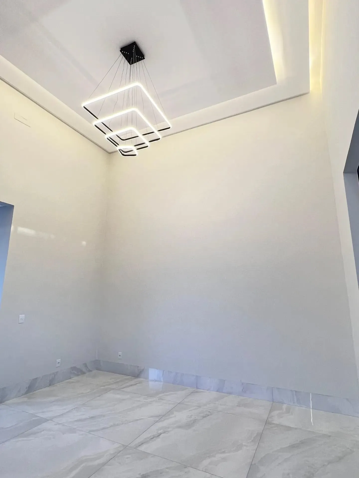Imagem Casa Sozinha No Lote No Faicalville Com Lazer Completo