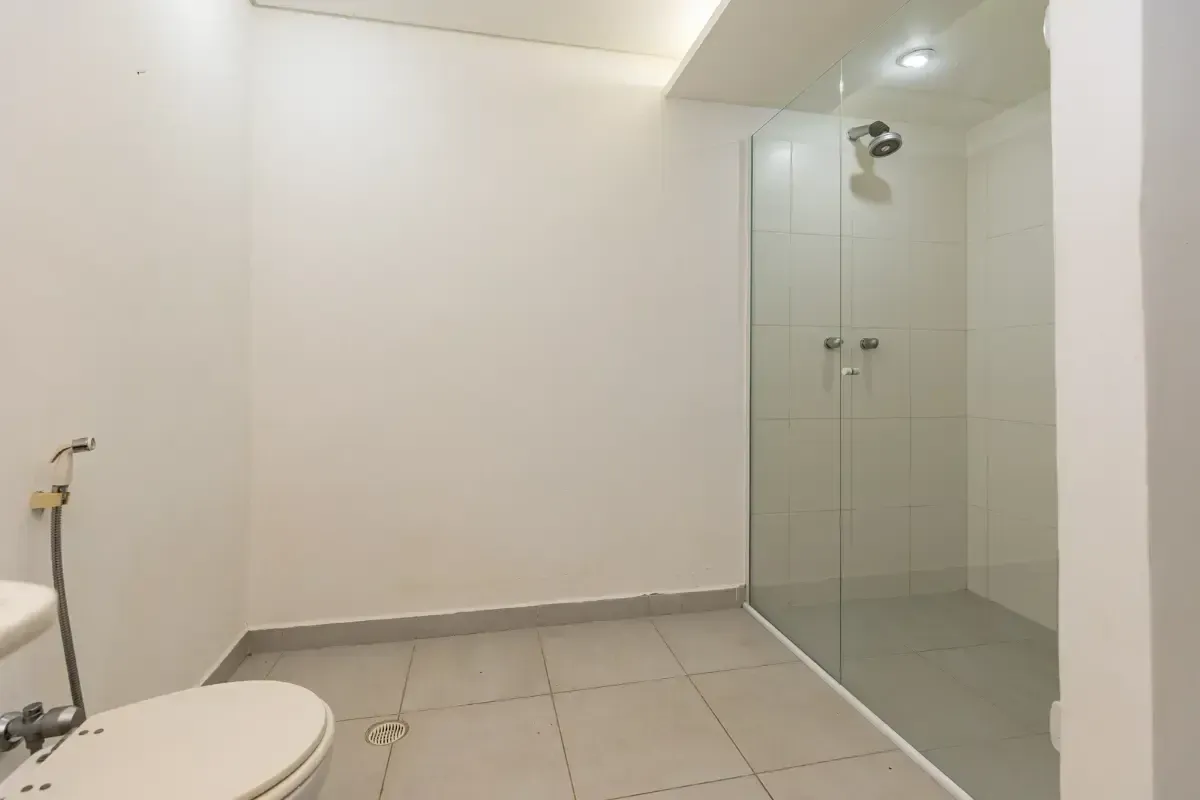 Imagem Casa com 5 Quartos à Venda, 300 m² em Continental - Osasco