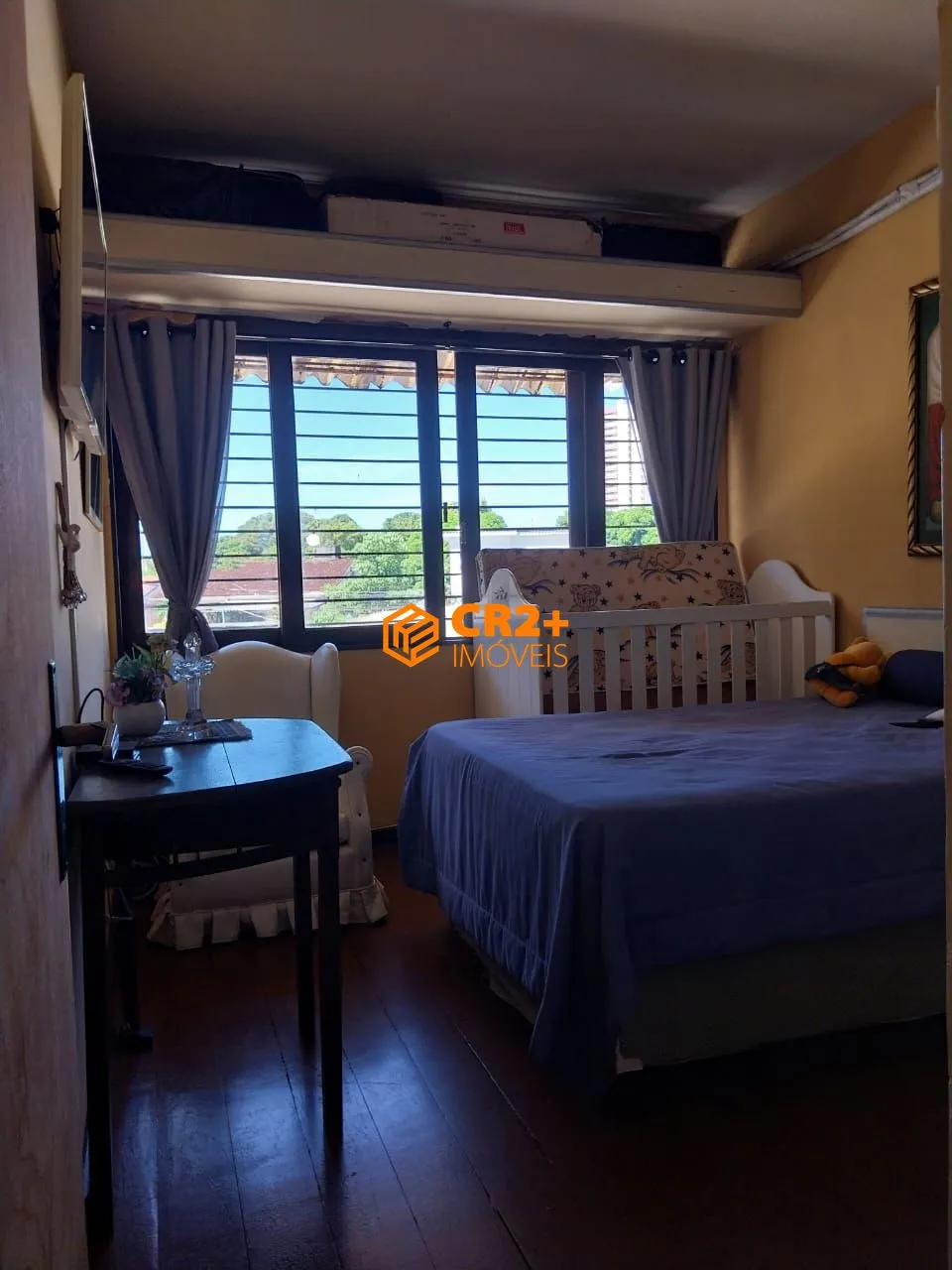 Imagem Casa Duplex - Localizada no Hipódromo - Recife -6 quartos- 2 Suites - 2 Garagens