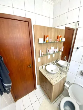 Imagem CASA RESIDENCIAL em SÃO JOSÉ - SC, FLOR DE NÁPOLIS
