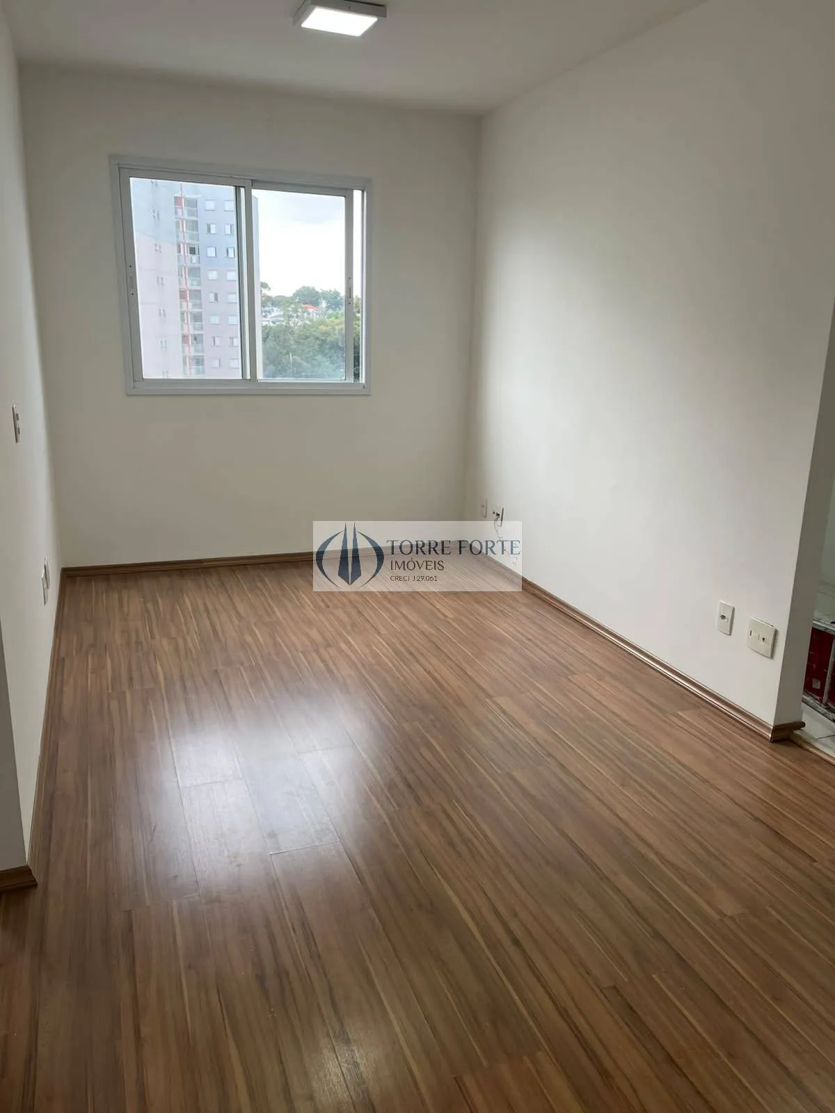 Imagem Apartamento com 2 dormitorios 1 vaga de garagem no Jardim Ibitirama.