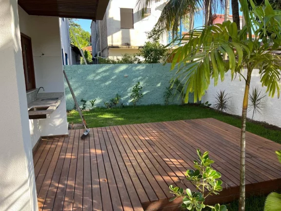 Imagem Excelente oportunidade condomínio de somente 2 unidades próximo ao mar e centrinho da Villa . Casa...