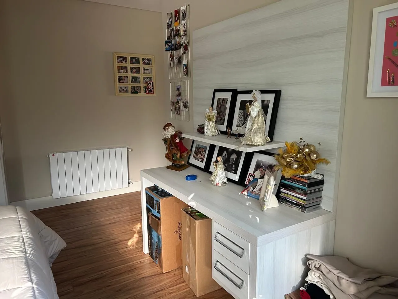 Imagem Vende-se luxuosa casa com 4 suítes e 430m² - Gramado