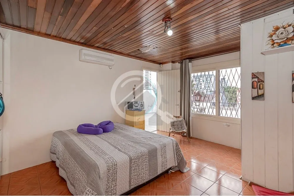 Imagem Cobertura espetacular à venda, localizada no charmoso bairro Jardim Botânico, em Porto Alegre, Rio...