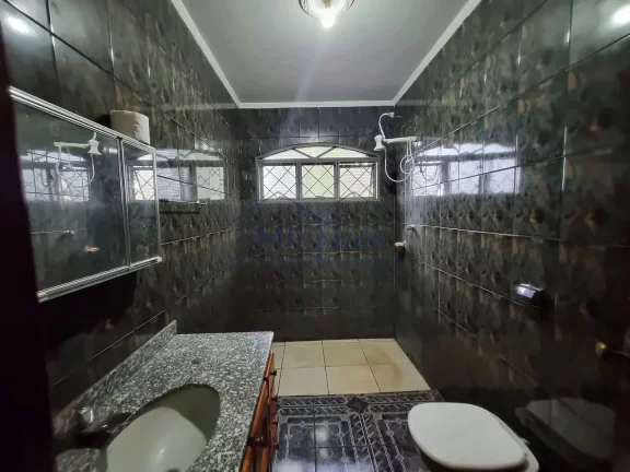 Imagem Chácara à venda localizada em Vertentes do Mamonal, contando com uma ampla área de terreno que se...