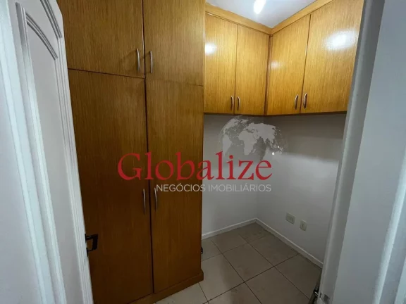 Imagem Lindo apartamento amplo com 3 dormitórios com suítes, garagem demarcada no bairro do gonzaga em Santos por R$ 1.900,000,00