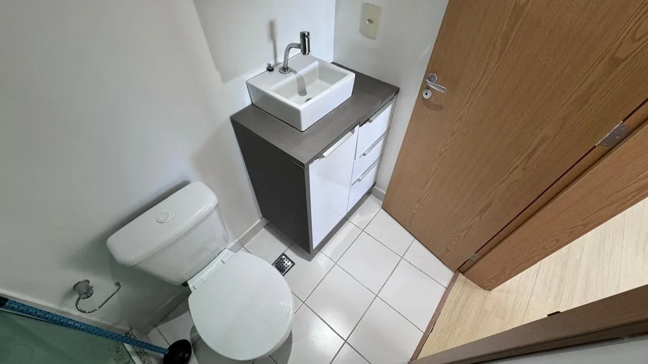 Imagem Excelente apartamento semi mobiliado, com vaga e infra completa