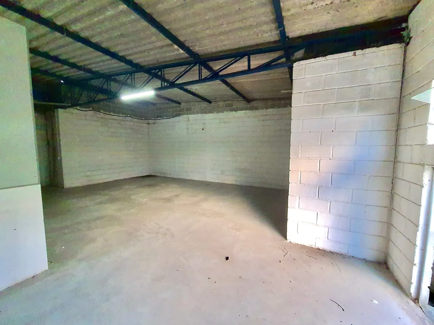 Imagem Comercial para Locação 832M², Moreira César, Pindamonhangaba - SP