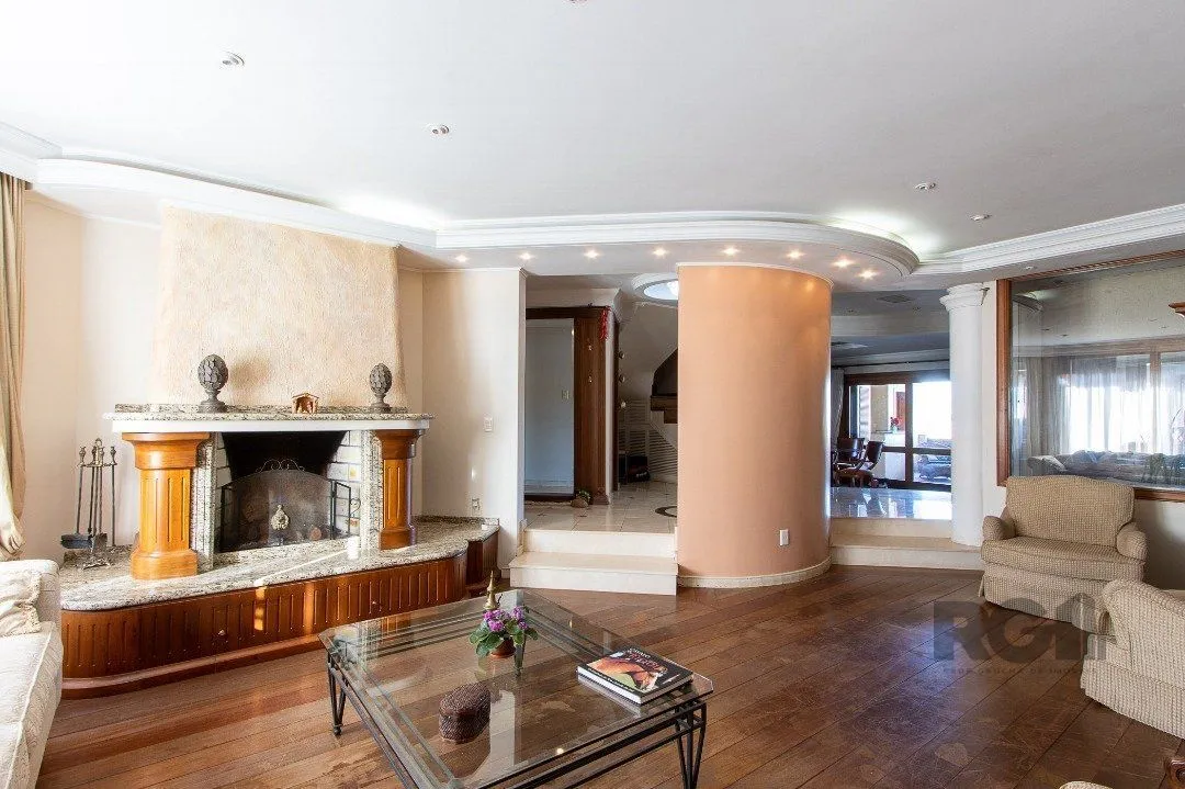 Imagem Casa para Venda - 450m², 4 dormitórios, sendo 4 suites, 5 vagas - Vila Assunção