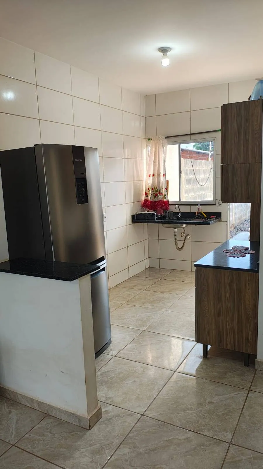 Imagem Casa 2 quartos 1 banheiro no centro de várzea grande