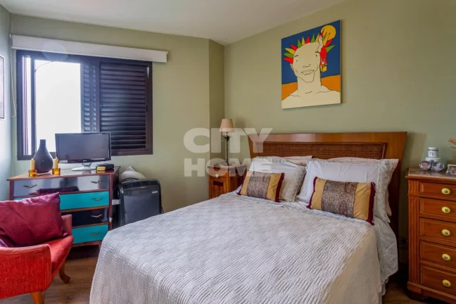 Imagem Apartamento de 127m², Alto de Pinheiros, com quatro dormitórios, sendo duas suítes, hall, lavabo,...