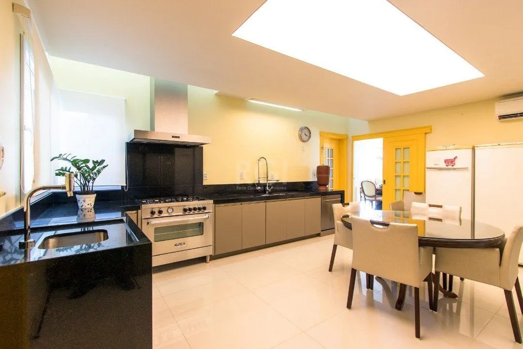Imagem Casa Condominio para Venda - 941.58m², 5 dormitórios, sendo 5 suites, 6 vagas - Terra Ville