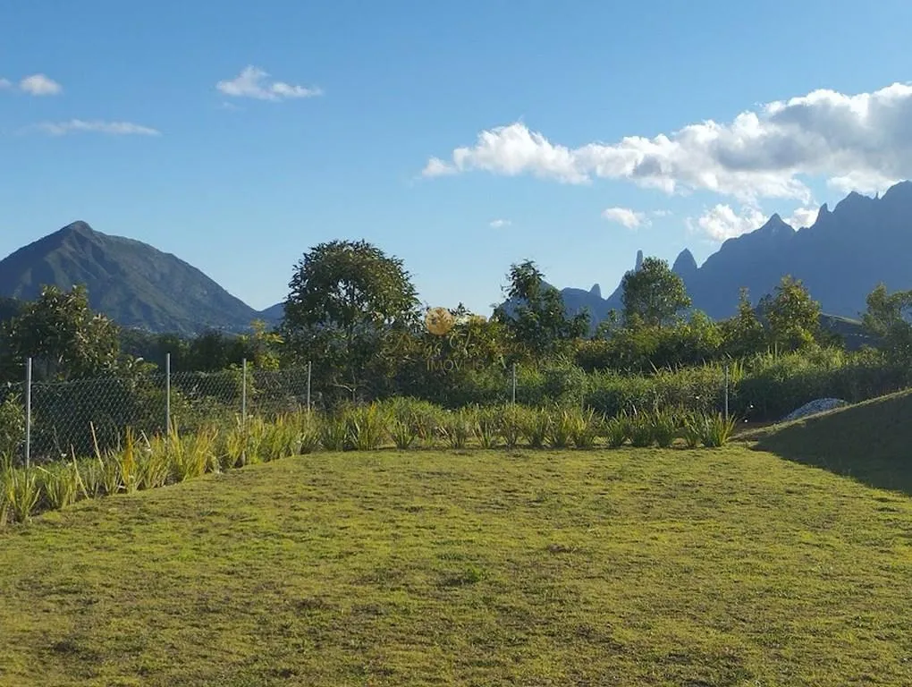 Imagem Terreno em Condomínio para Venda em Teresópolis / RJ no bairro Albuquerque