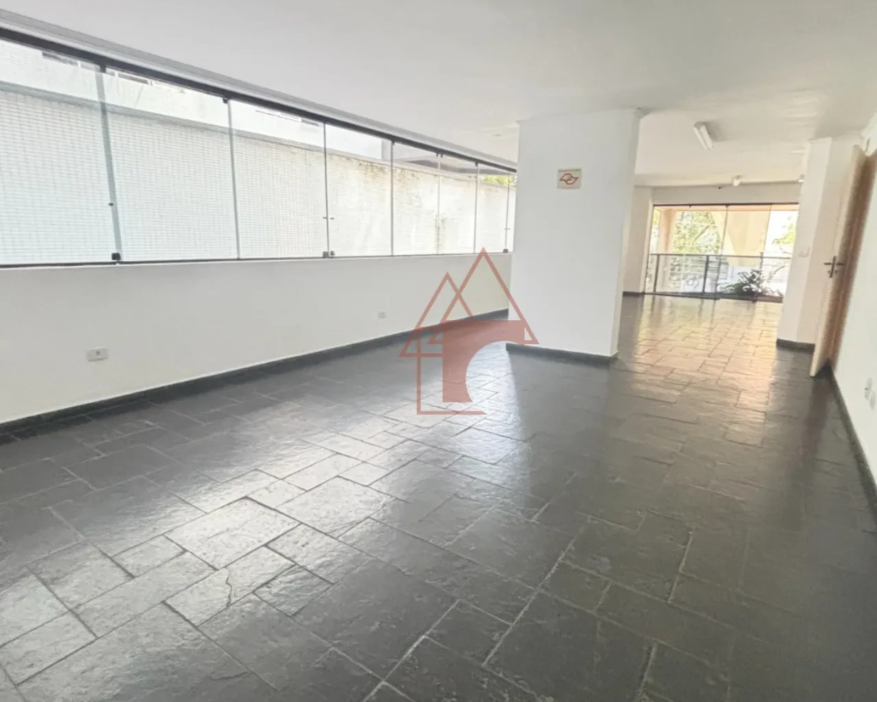 Imagem Cobertura com 1 Quarto à Venda, 112 metros em Pompéia - Santos