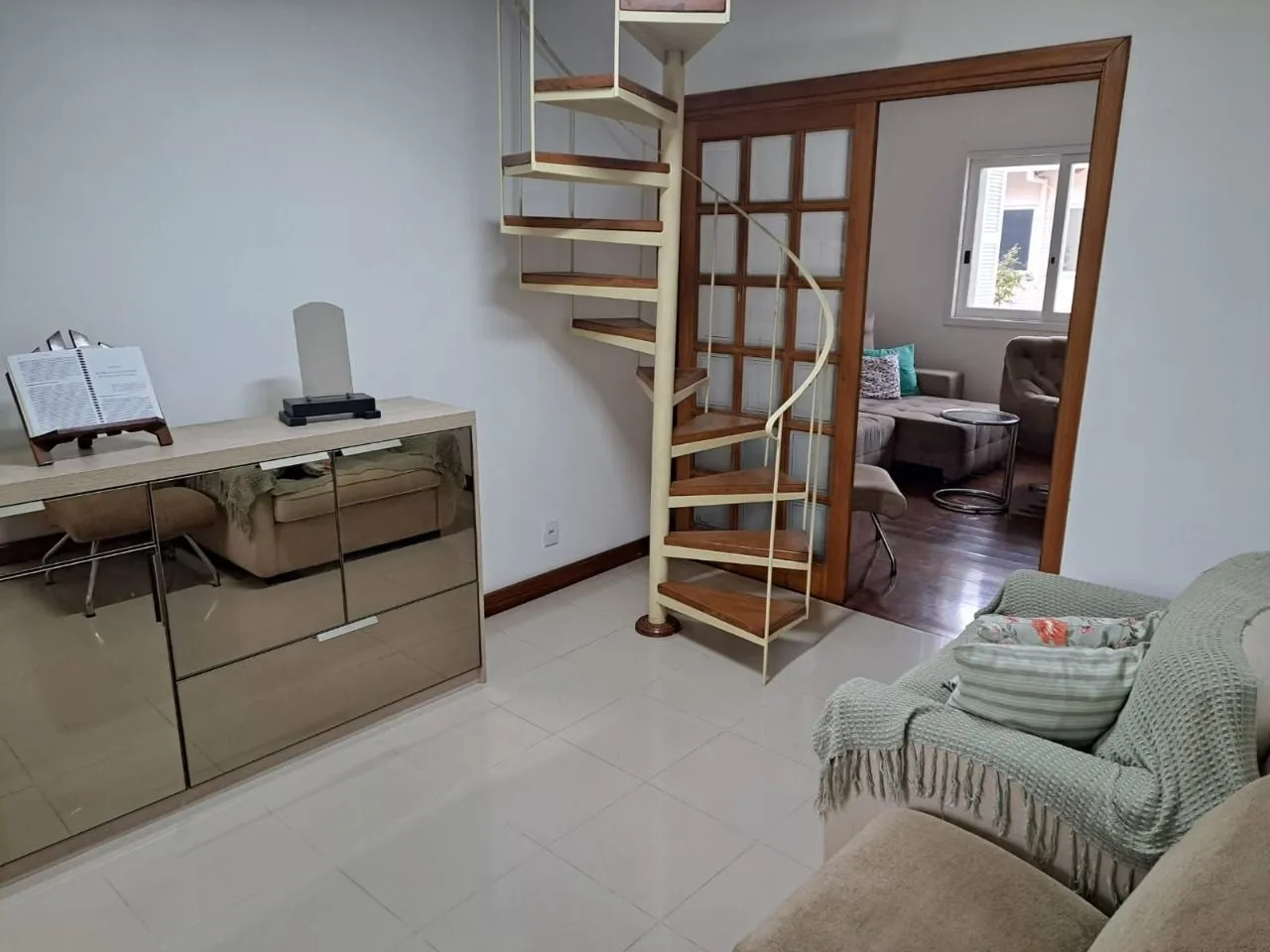 Imagem Sobrado 4 dormitorios com Excelente localização
