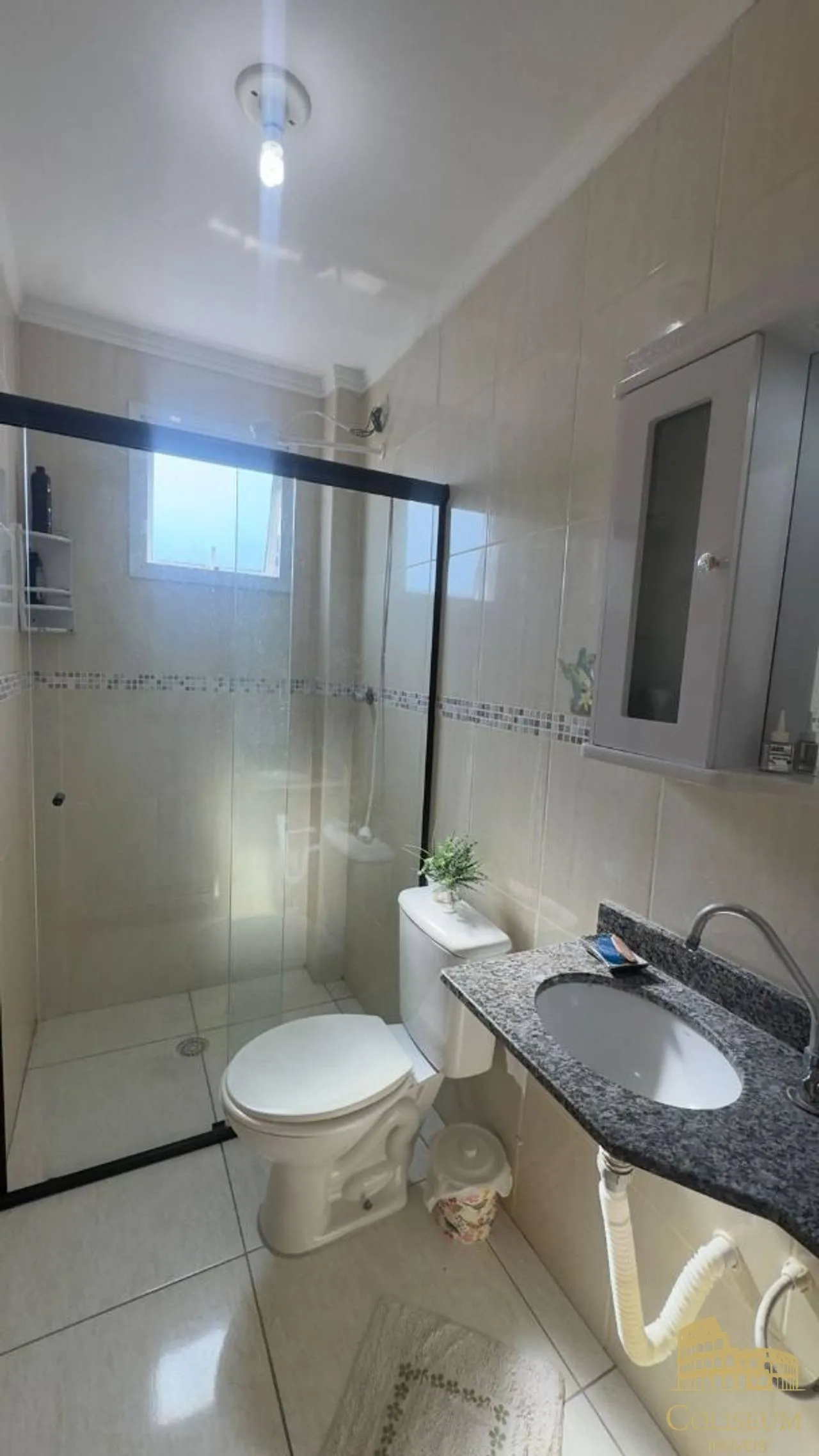 Imagem Apartamento com 2 dormitórios à venda, 68 m² por R$ 420.000,00 - Mirim - Praia Grande/SP