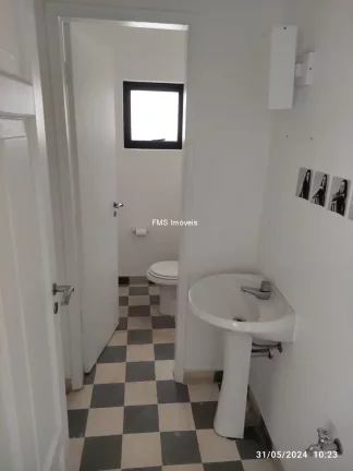 Imagem Prédio Comercial Inteiro de 1.000m² na Vila Olímpia, São Paulo - Locação Imperdível!