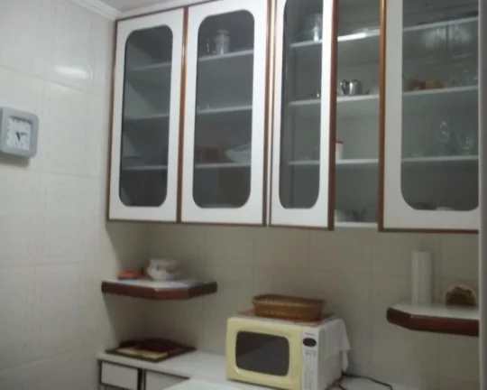 Imagem Apartamento de luxo à venda ou locação em Guarujá-SP, Pitangueiras - 3 quartos, 1 suíte, 3 banheiros, 2 vagas, 112m².