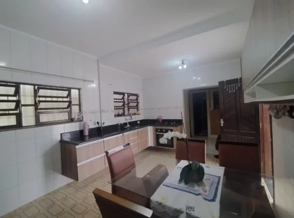 Imagem CASA COM 153 m² - MARACANÃ - PRAIA GRANDE SP