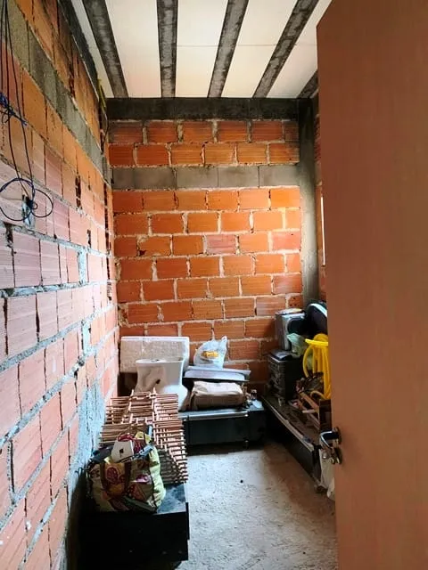 Imagem Casa à venda 3 Quartos, 1 Suite, 2 Vagas, Residencial Mombaça, Pindamonhangaba - SP