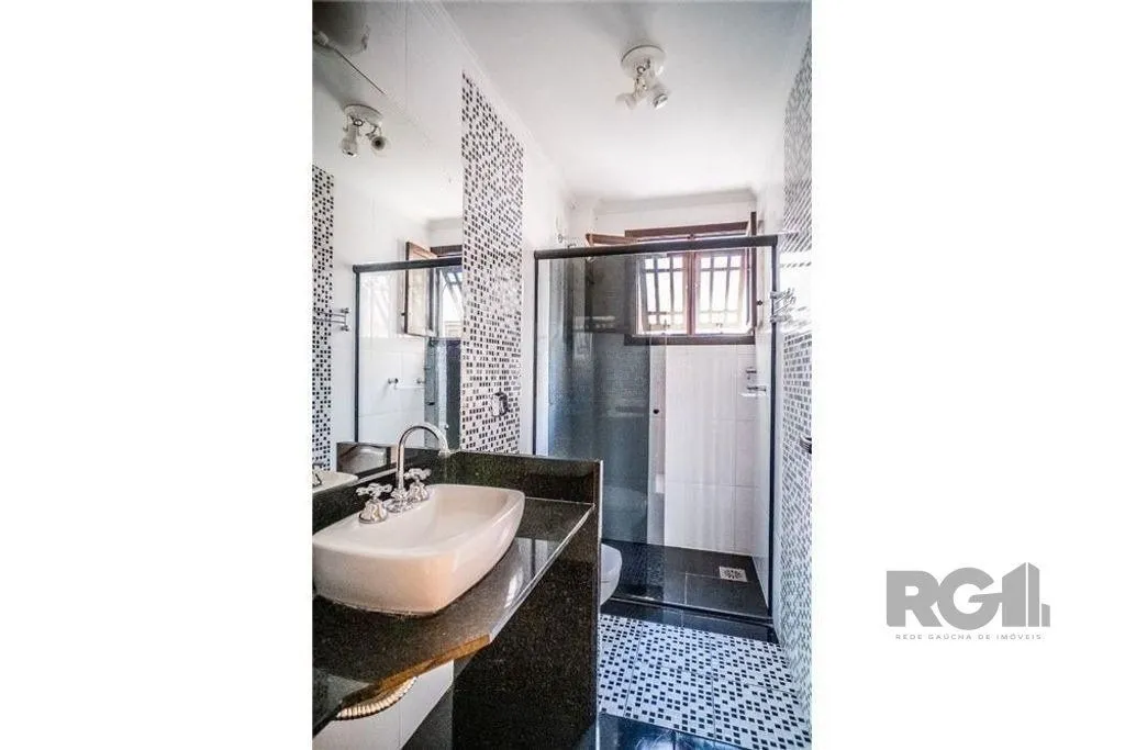 Imagem Excelente cobertura de 255m² com 3 dormitórios e 2 vagas.