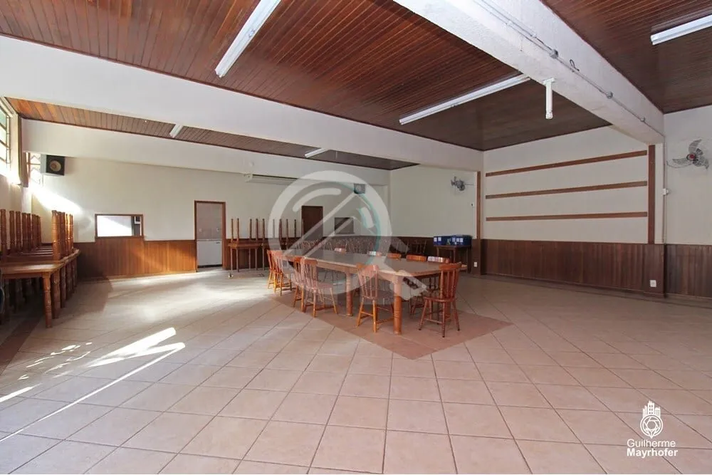 Imagem Descubra a comodidade e o conforto de viver no coração de Porto Alegre! Este apartamento desocupad...