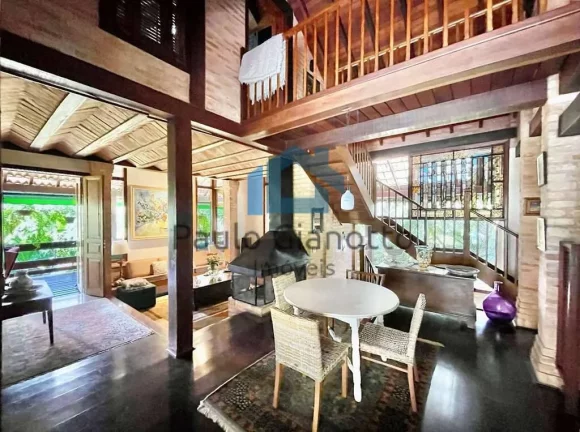 Imagem Casa á venda no Condomínio Fazendinha Granja Viana