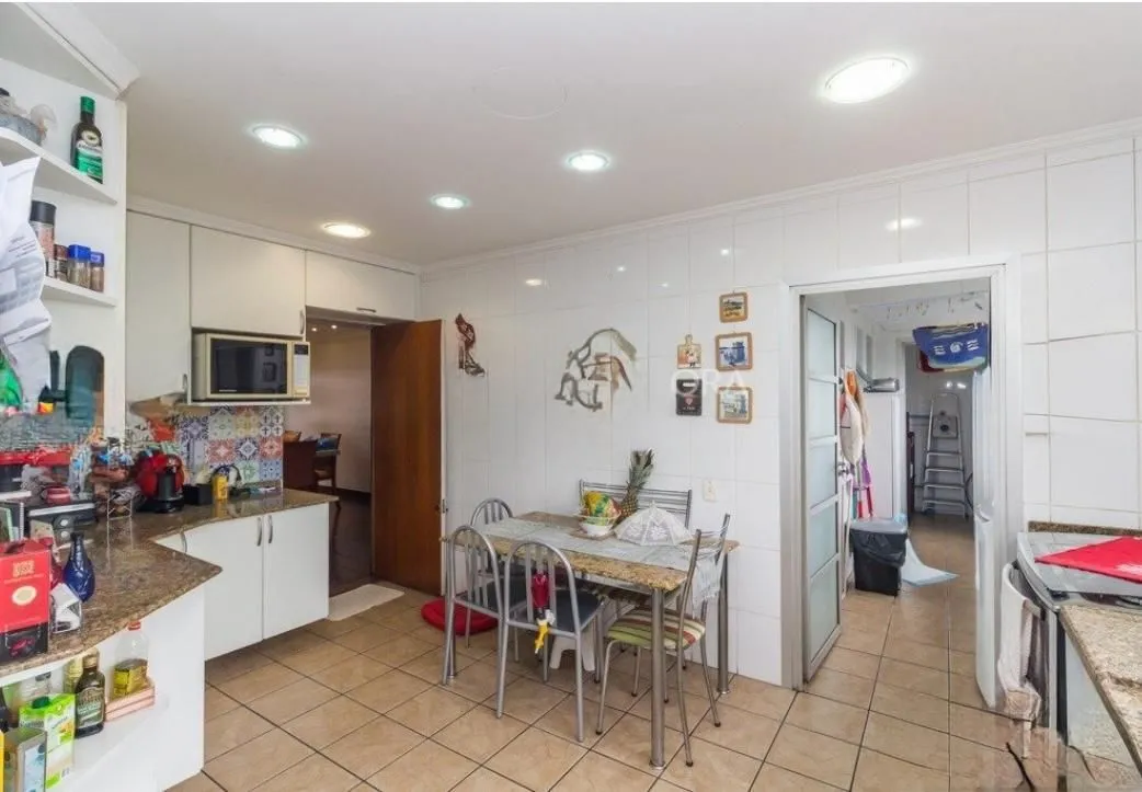 Imagem Apartamento 138m² 3 dormitórios no bairro Petrópolis