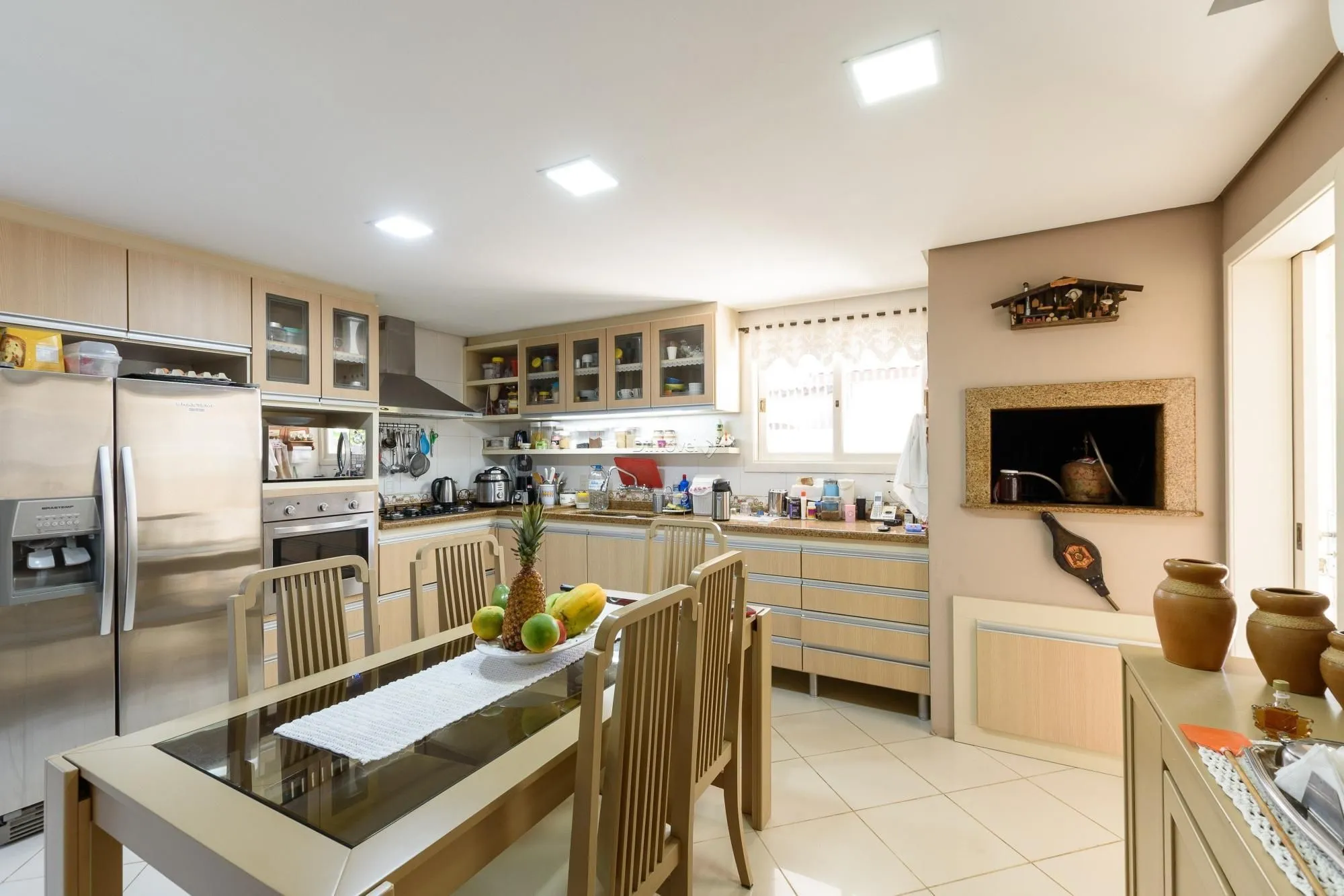 Imagem Venha morar em 350 m² com um clube em sua casa!