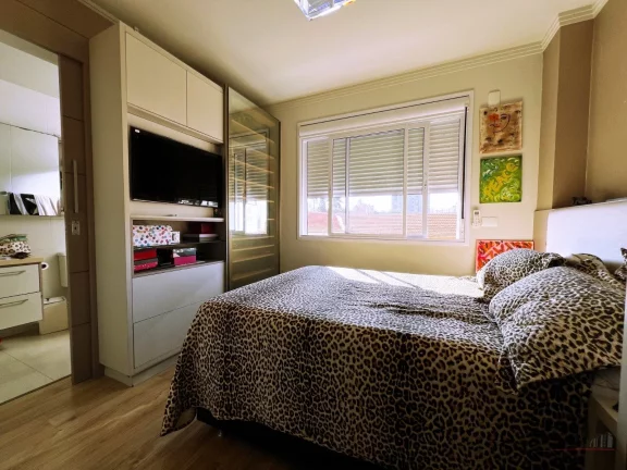 Imagem Apartamento com 3 quartos, 2 vagas e lazer com piscina a poucos metros do Hippo.  Localizado em fre...